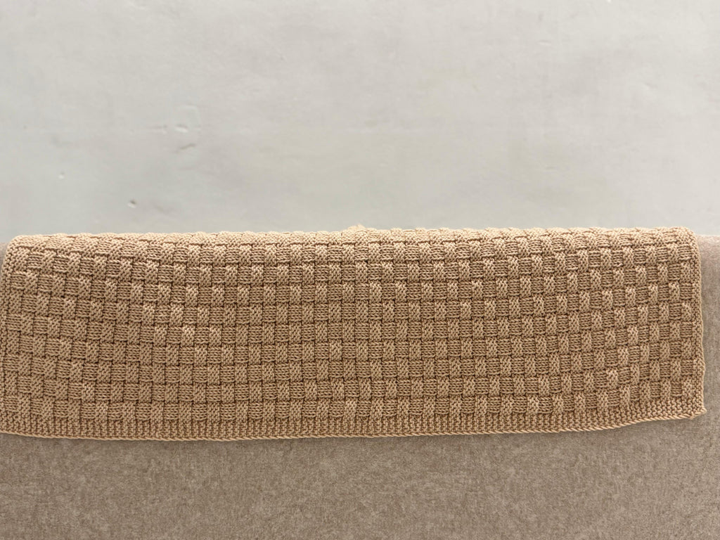 Easy Snuggle Squares Baby Blanket – Knitting Pattern for Handmade Comfort