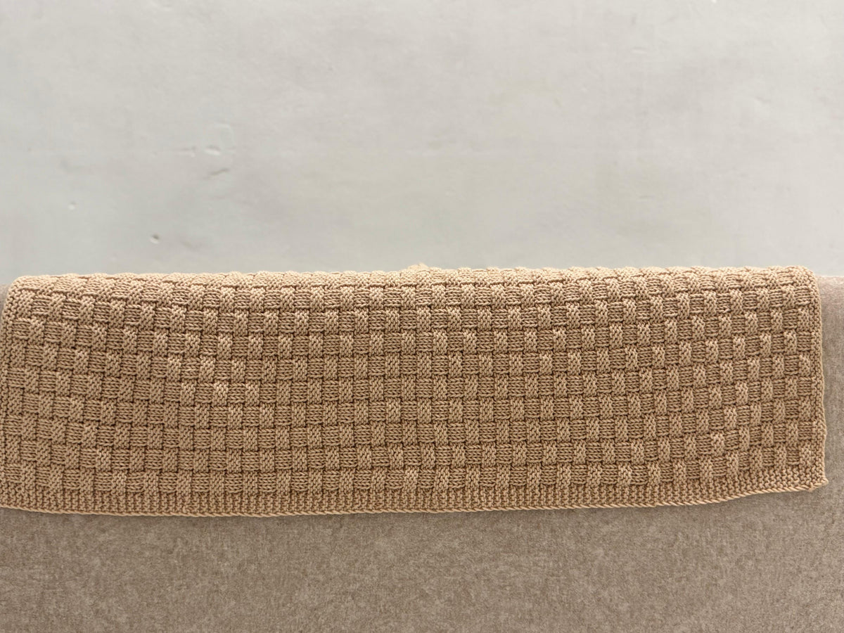 Easy Snuggle Squares Baby Blanket – Knitting Pattern for Handmade Comfort